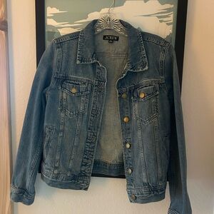 J. Crew NWOT Classic Blue Denim Jacket sz XS